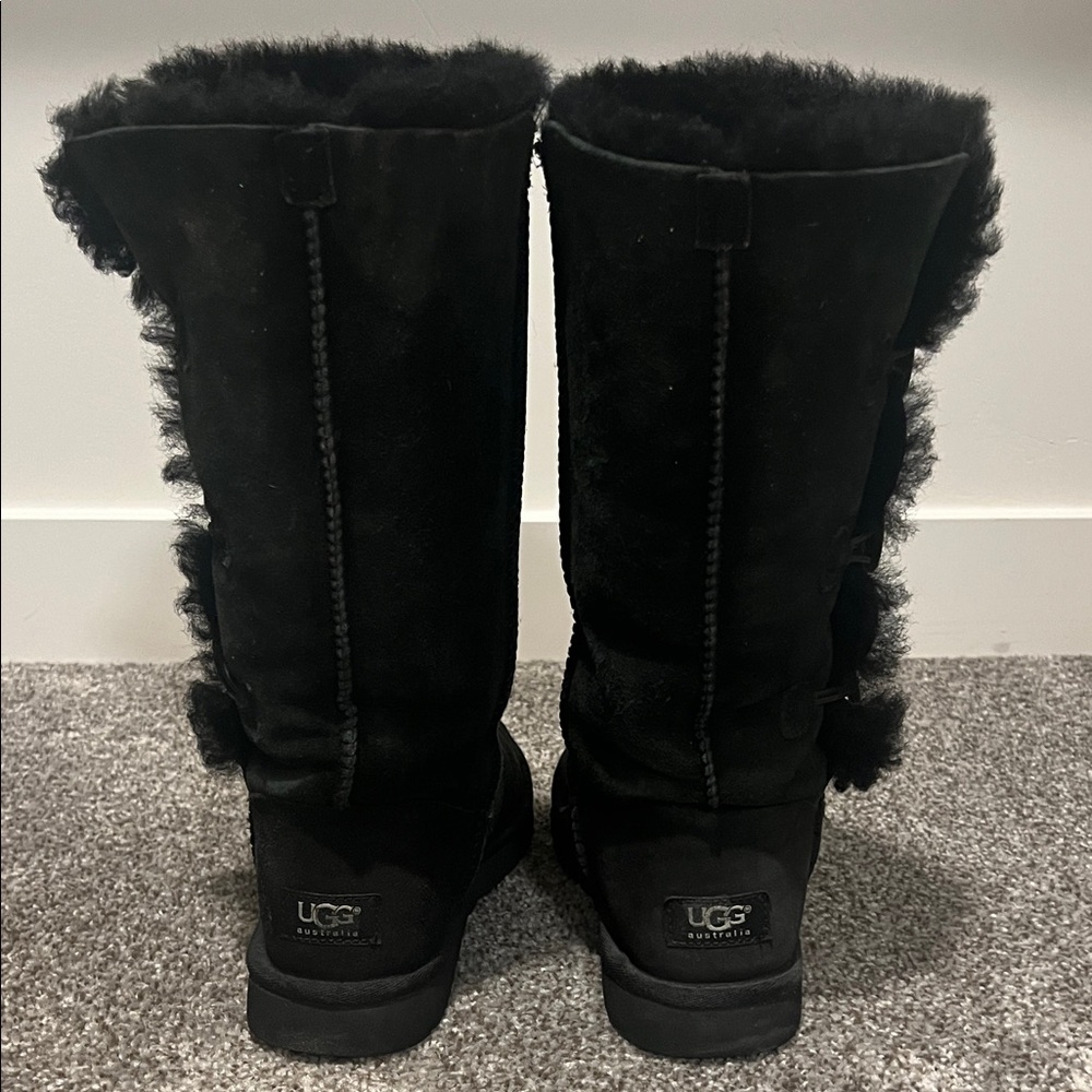 UGG Bailey Button Triplet II Boot - Picture 3 of 5